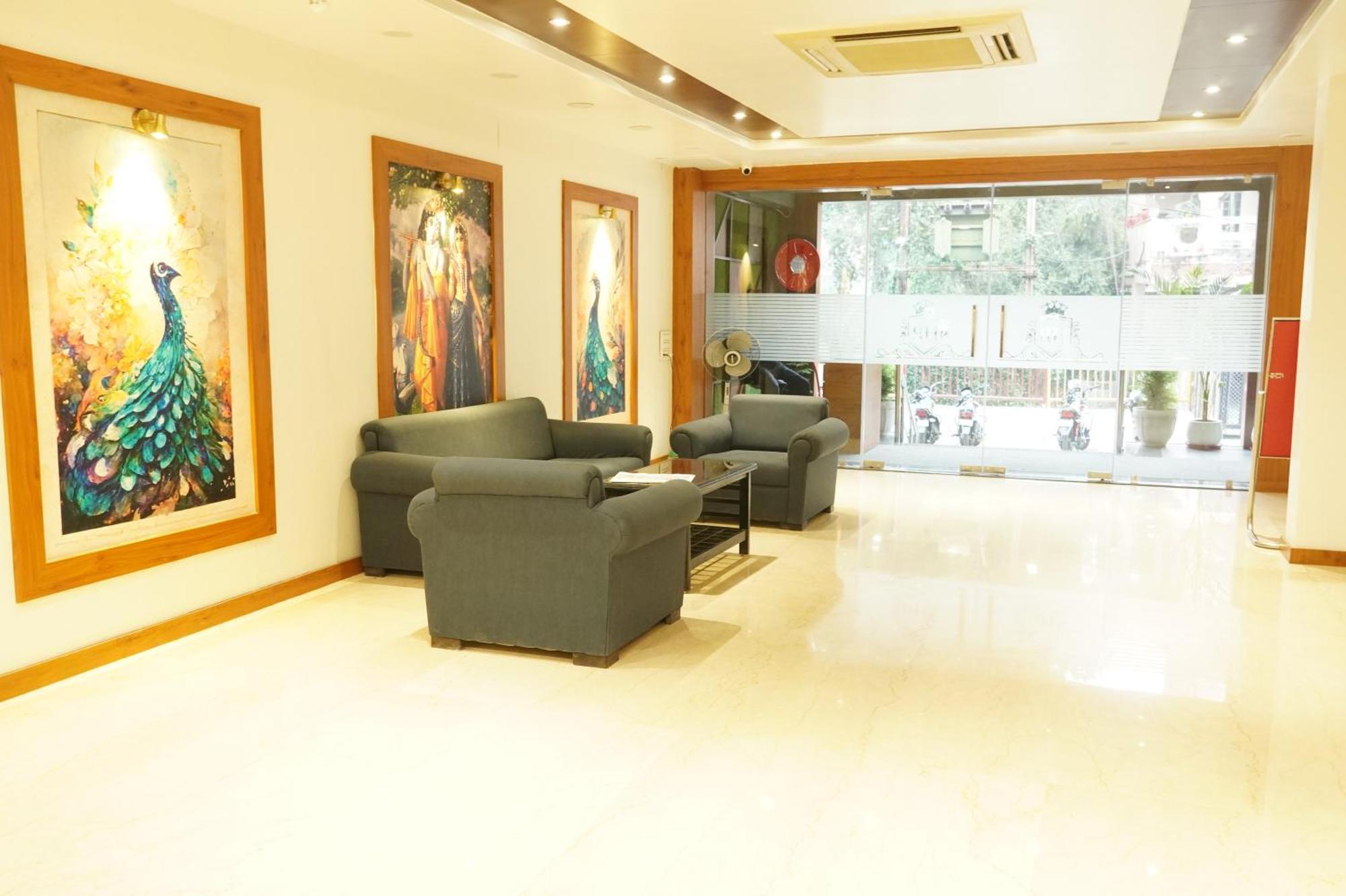 Hotel Eleven Heights Bhopal Exterior photo